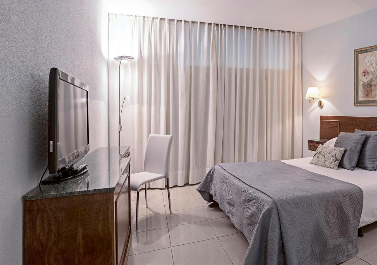 Hotel Txartel Lasarte Oria ภายนอก รูปภาพ